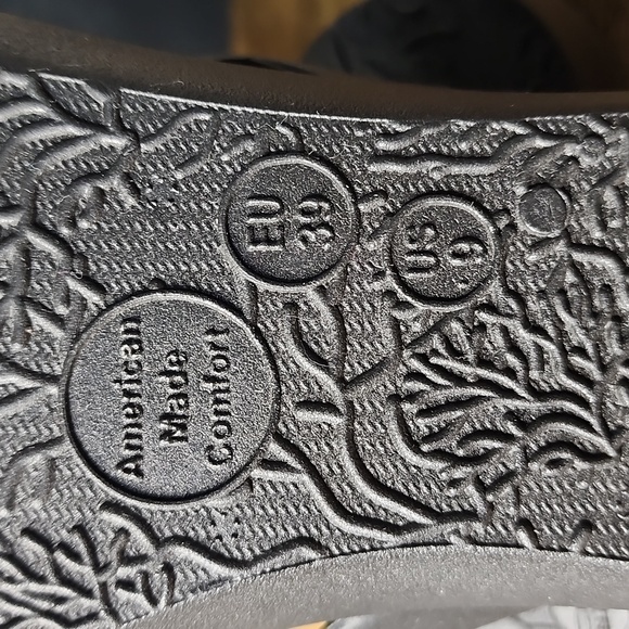 Oka-B Flip Flops - Picture 5 of 7